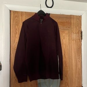 XL Under Armour Sweater